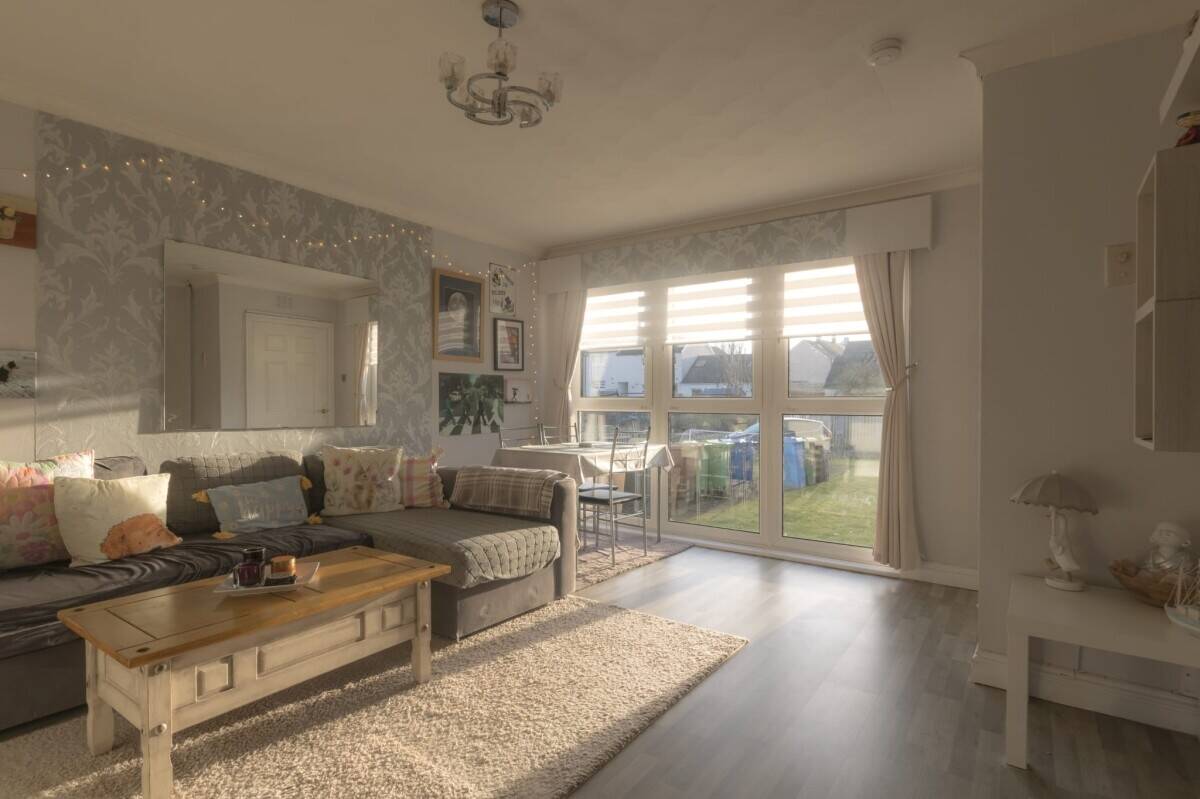 Outstanding Turnkey Holiday Let Investment – Glasgow East End Ref 2014