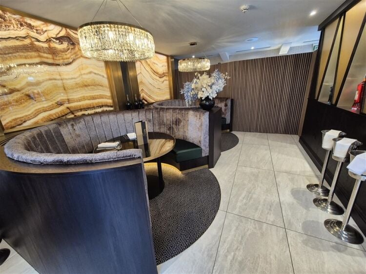 Licenced Trade, Pubs & Clubs For Sale in Leeds
