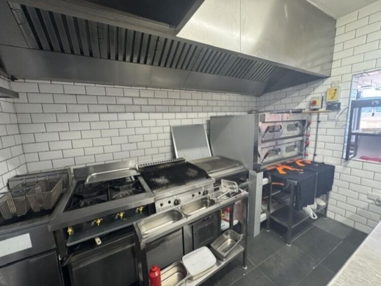 Leasehold Takeaway Located In Olton, Solihull Photo 6