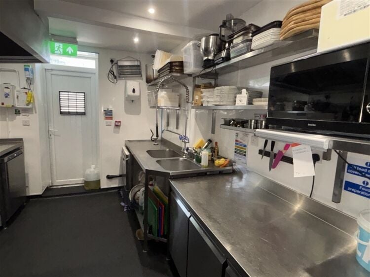 Restaurants For Sale in Huddersfield Photo 6