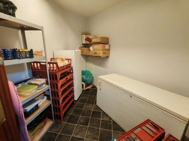 Village Convenience Store and Tea Room with Three-Bedroom Accommodation - Whitwell, Worksop Photo 6