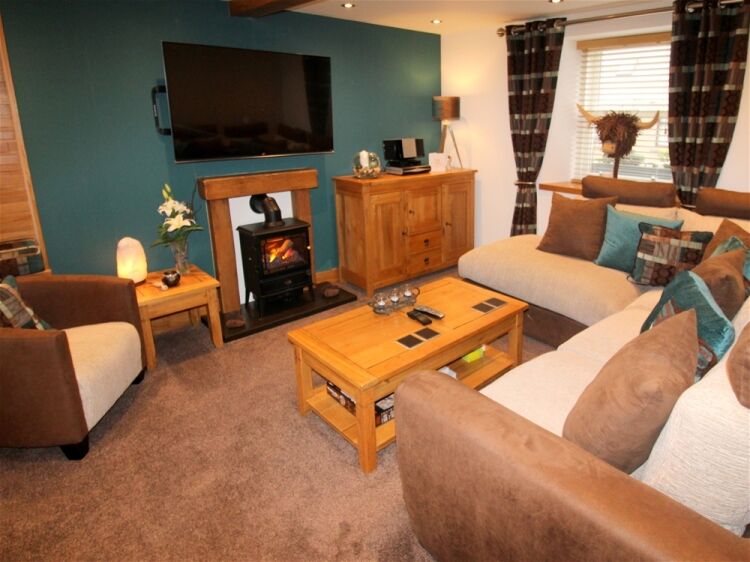 Thriving Coastal Business, Family Home & Exceptional Lifestyle Opportunity