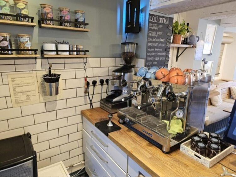Leasehold Tea Rooms & Café Located In Moreton-in-Marsh