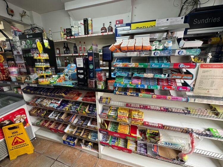 Long Established Town Centre Off Licence - Leasehold Business