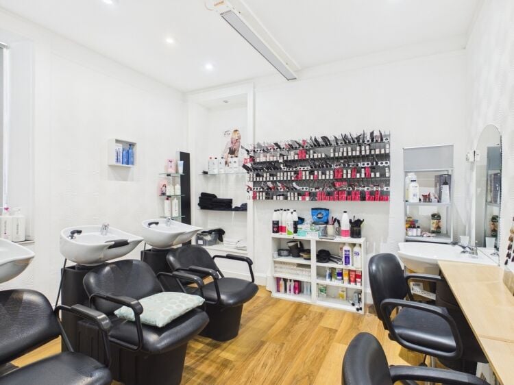 Prime High Street Property – Retail or Office Opportunity Photo 6