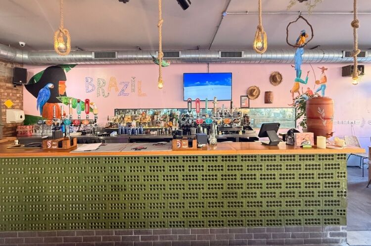 Established Restaurant - London