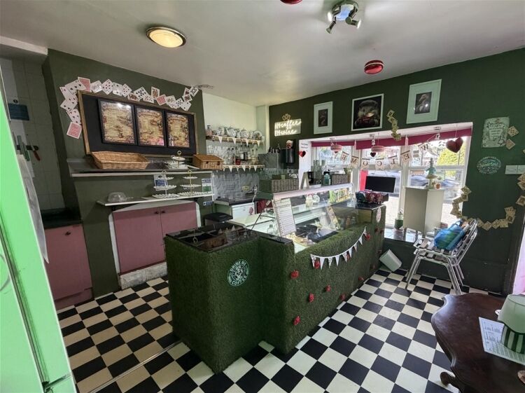Cafe & Sandwich Bars For Sale in Leeds Photo 6