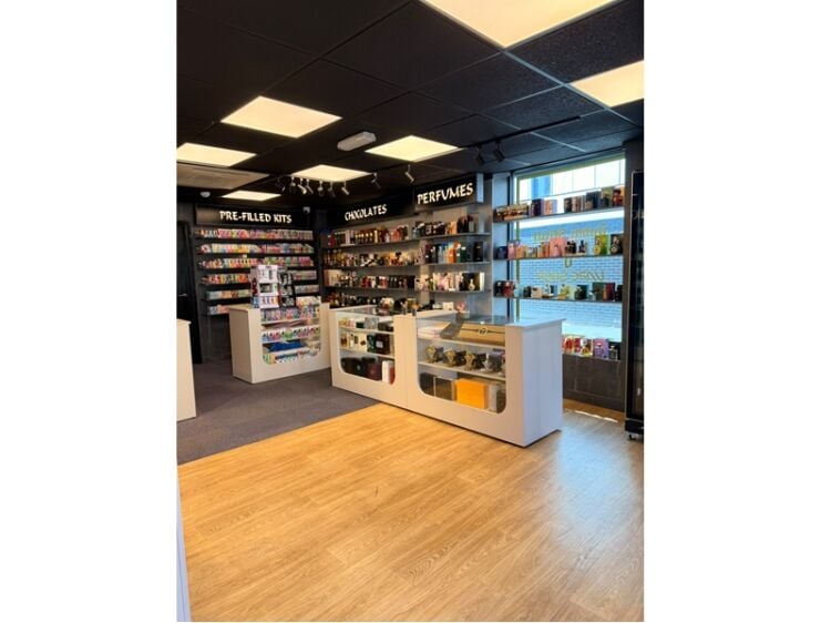 Modern Fragrance & Vape Retailer