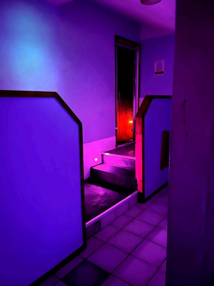 GENTLEMEN’S ADULT ENTERTAINMENT VENUE
