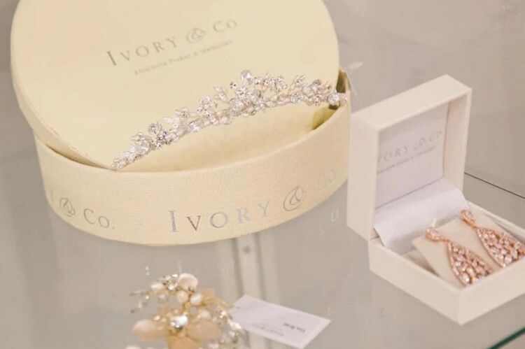 Established Bridal Boutique - Hampshire Photo 6