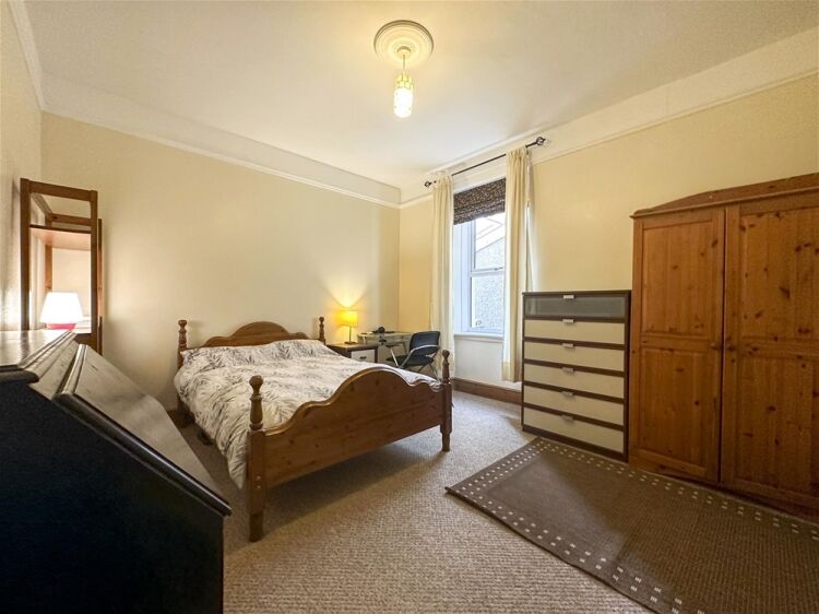 House of Multiple Occupancy and Self Contained Annex