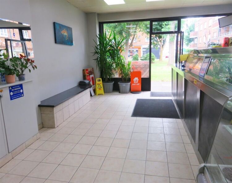 Long-established fish & chip shop, Palmers Green Photo 6
