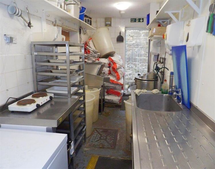 Unopposed village fish & chip shop near Ilkley Photo 6