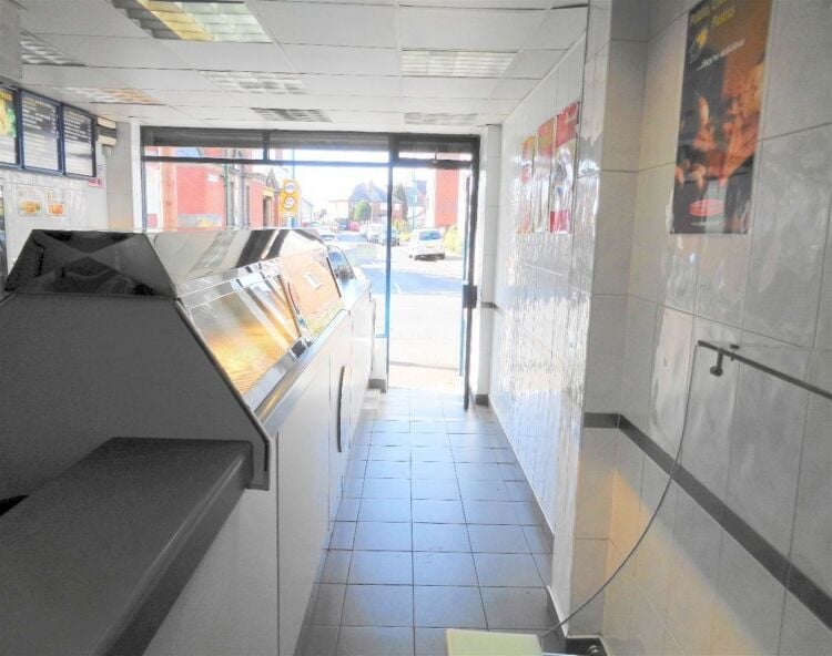 Long-established fish & chip and kebab takeaway, Birmingham Photo 6