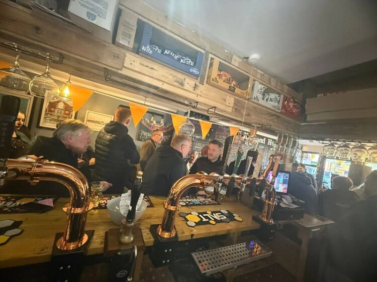 Independent Bar & Micropub in the Heart of Hasland, Chesterfield Photo 6