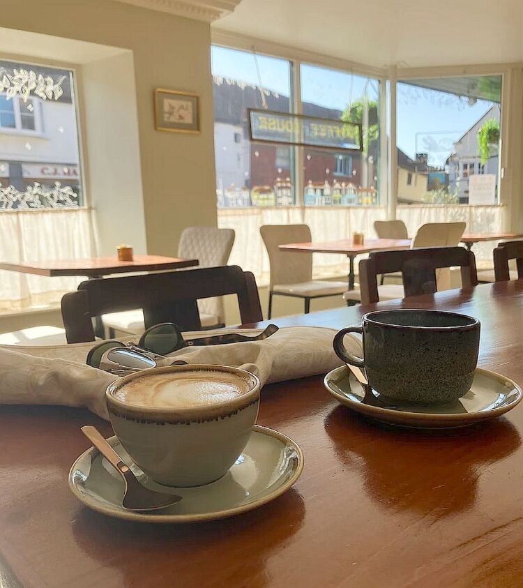 Exceptional characteristic bold corner Cafe & Deli with amazing future growth potential. Photo 6