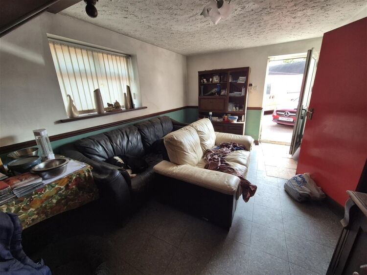 Off License & Convenience For Sale in Barnsley Photo 6