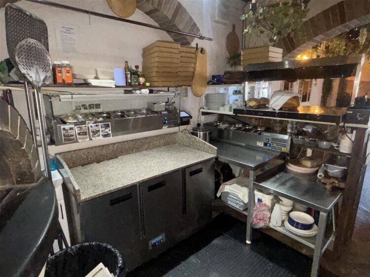 Restaurants For Sale in Leeds Photo 6