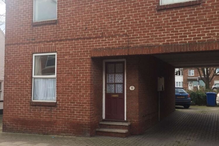 Large Property Portfolio - Hull Photo 7