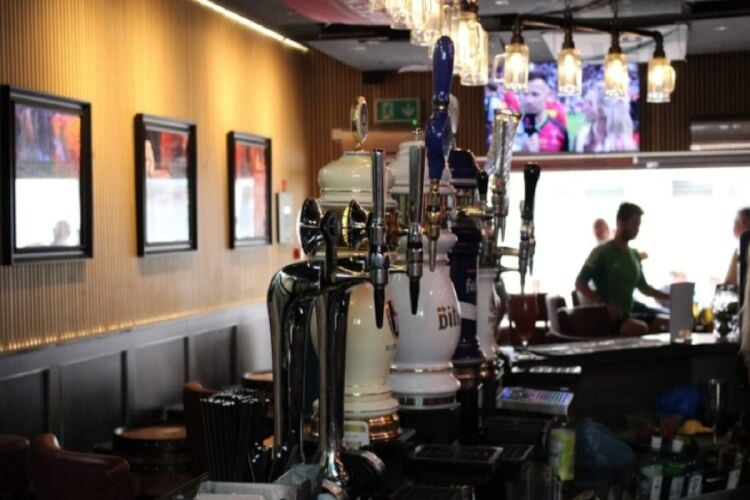 Cocktail, Beer & Wine Bar - Ormskirk