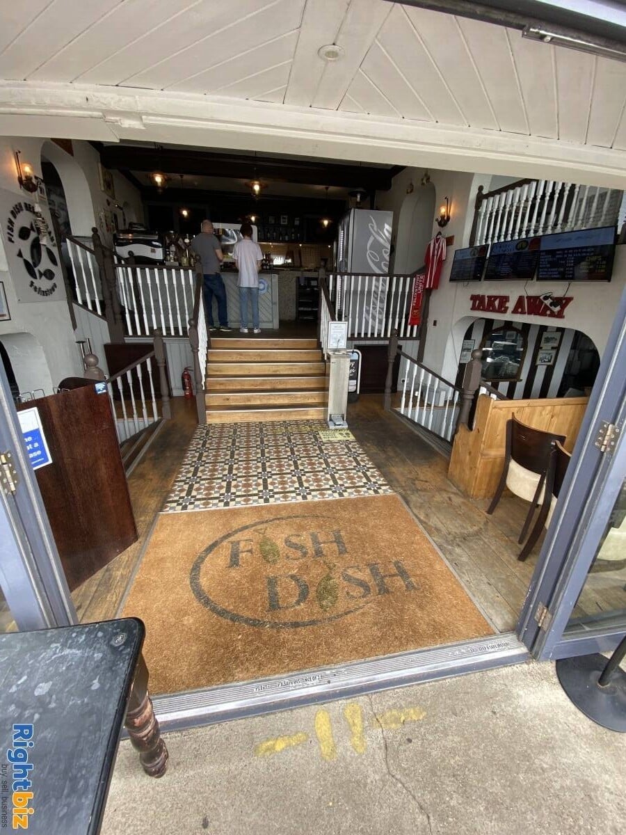 140 SEAT  FISH AND CHIPS RESTAURANT & TAKEAWAY, FELIXSTOWE / SUFFOLK