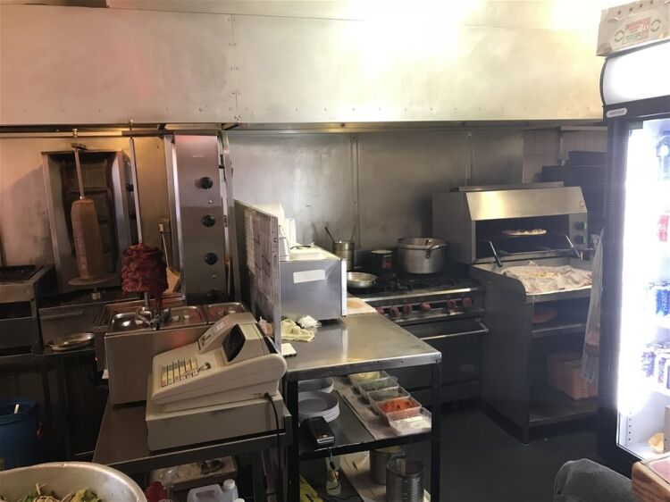 THRIVING KEBAB/PIZZA & FASTFOOD CAFE/TAKEAWAY & DELIVERIES IN FALLOWFIELD