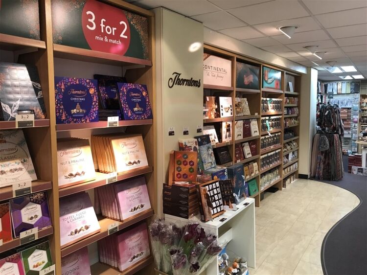 HIGH QUALITY RETAIL GIFTS & CARDS EMPORIUM IN SANDBACH TOWN CENTRE Photo 7