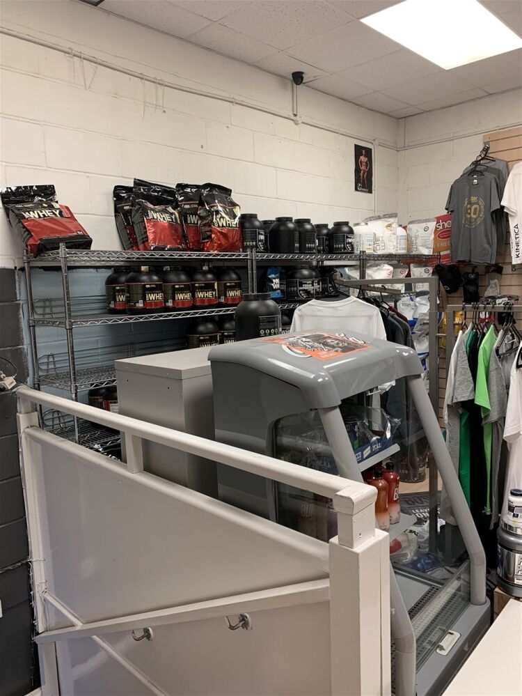 RETAIL & ONLINE HEALTH FOODS & SPORTS NUTRITION SUPERSTORE IN BEDFORD TOWN CENTRE