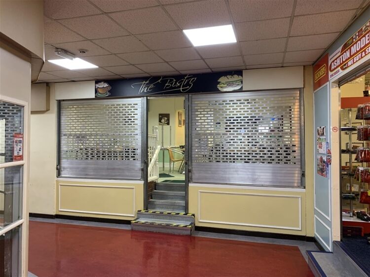 POPULAR COFFEE SHOP & BISTRO IN ASHTON IN MAKERFIELD TOWN CENTRE