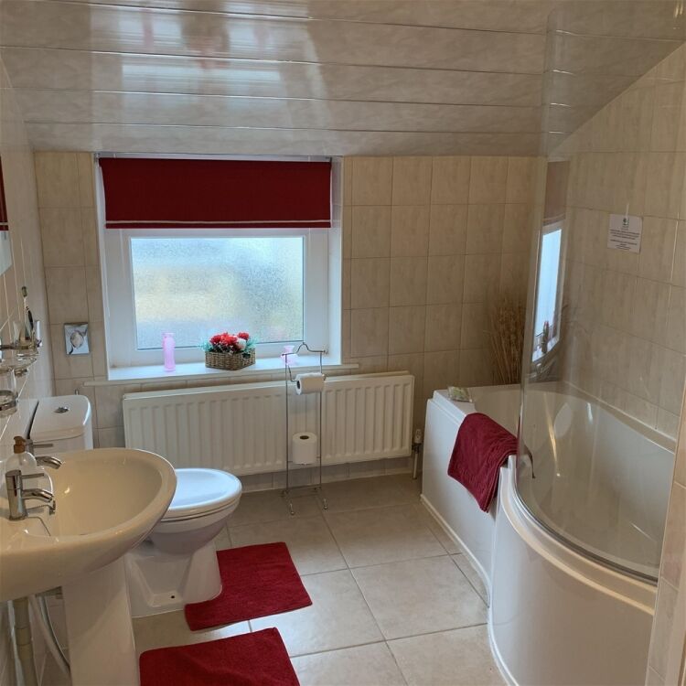 FREEHOLD TOURIST TOWN CENTRE LICENSED COFFEE SHOP WITH B&B ACCOMMODATION IN CUMBRIA Photo 7