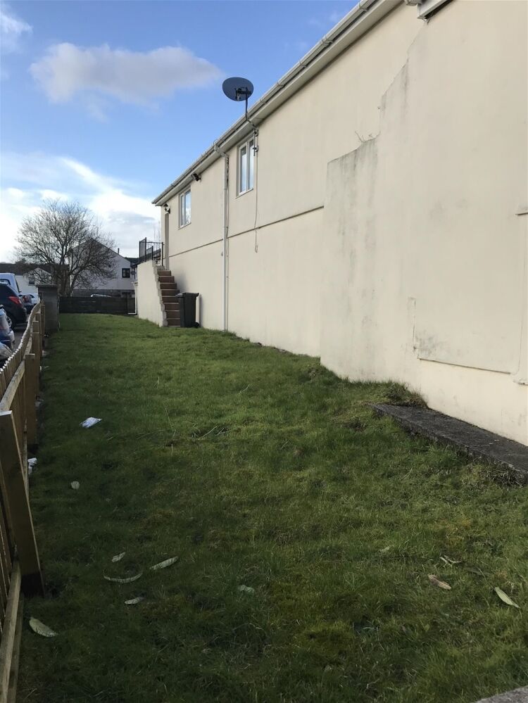 FREEHOLD QUALITY USED AUTO SALES & REPAIRS CENTRE WITH PRIVATE APARTMENT IN MERTHYR TYDFIL