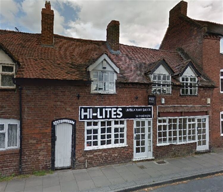 FREEHOLD VILLAGE UNISEX HAIR SALON IN THE WEST MIDLANDS