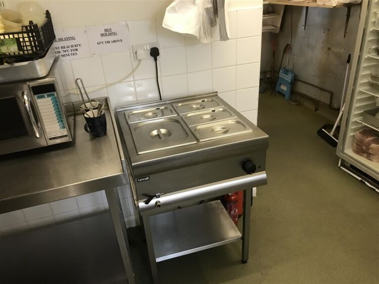 POPULAR SANDWICH BAR WITH DELIVERIES IN BLACKBURN