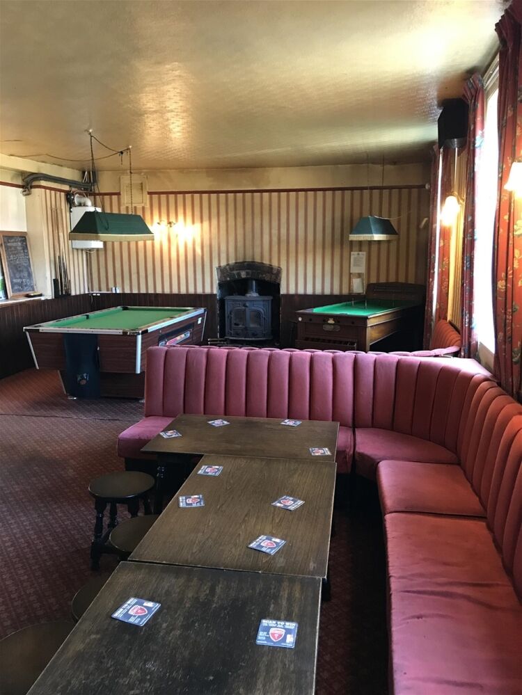 IMPRESSIVE FREEHOLD VILLAGE PUBLIC HOUSE & RESTAURANT IN THE CAMBRIDGESHIRE FENS