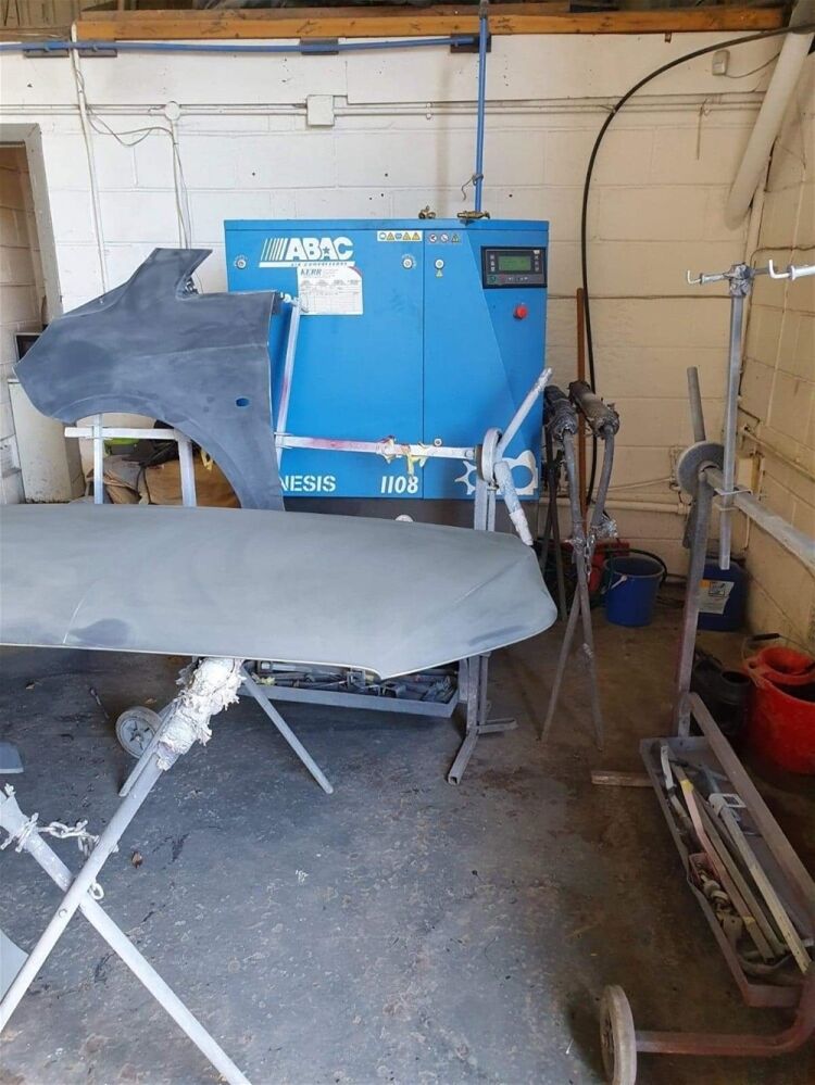 AUTO BODY REPAIRS & PAINT RESTORATION CENTRE NEAR EDINBURGH