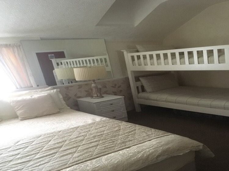 Well established licenced hotel for sale. Photo 7
