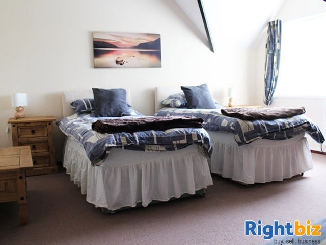 PEMBROKESHIRE - VILLAGE PUB WITH BED & BREAKFAST