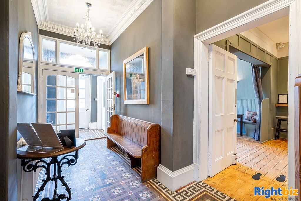 Superbly presented hotel & inn located in the heart of the Loch Lomond & Trossachs National Park