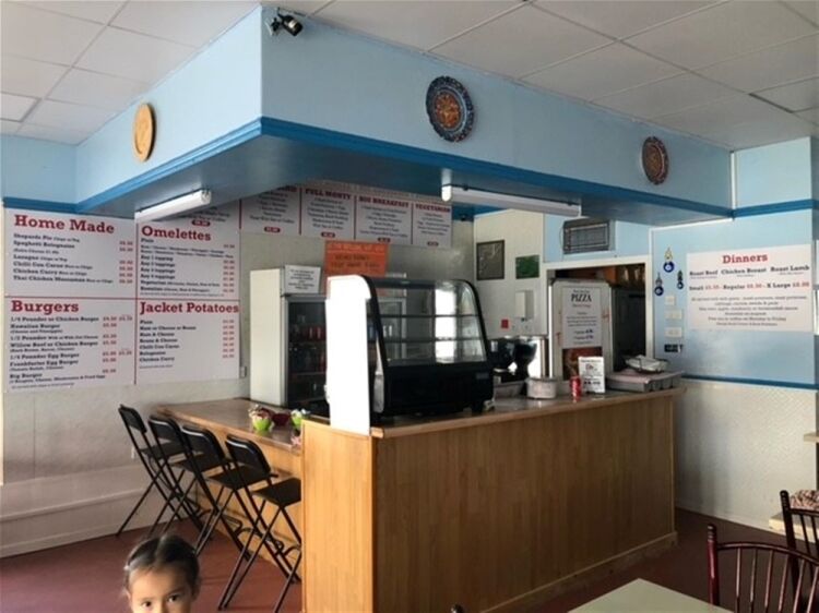 CAFE based Llanelli taking £5, 500 pw Photo 7