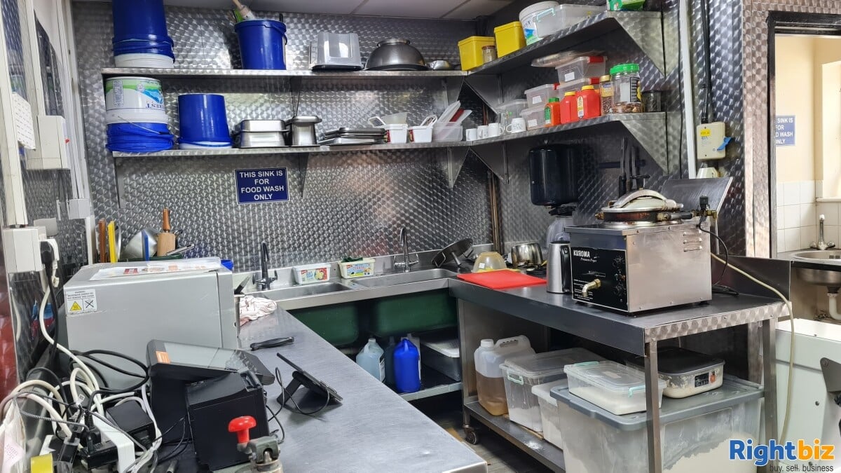 Fast Food / Takeaway Business for sale in Leicester with 2 bedroom accommodation Photo 3