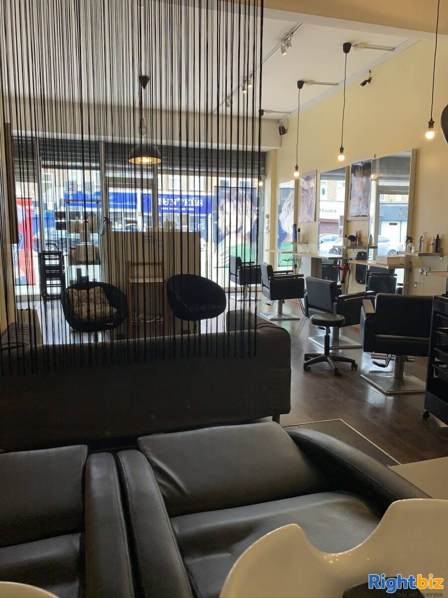 Leasehold hair salon in Central Harrow HA1- *NO Premium*