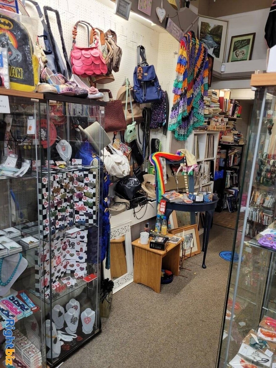 Well established Antique/collectable shop for sale in Mansfield