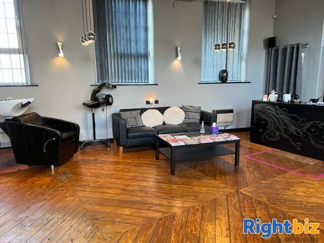 Well established hairdressers in the heart of Burnley Town Centre Photo 7