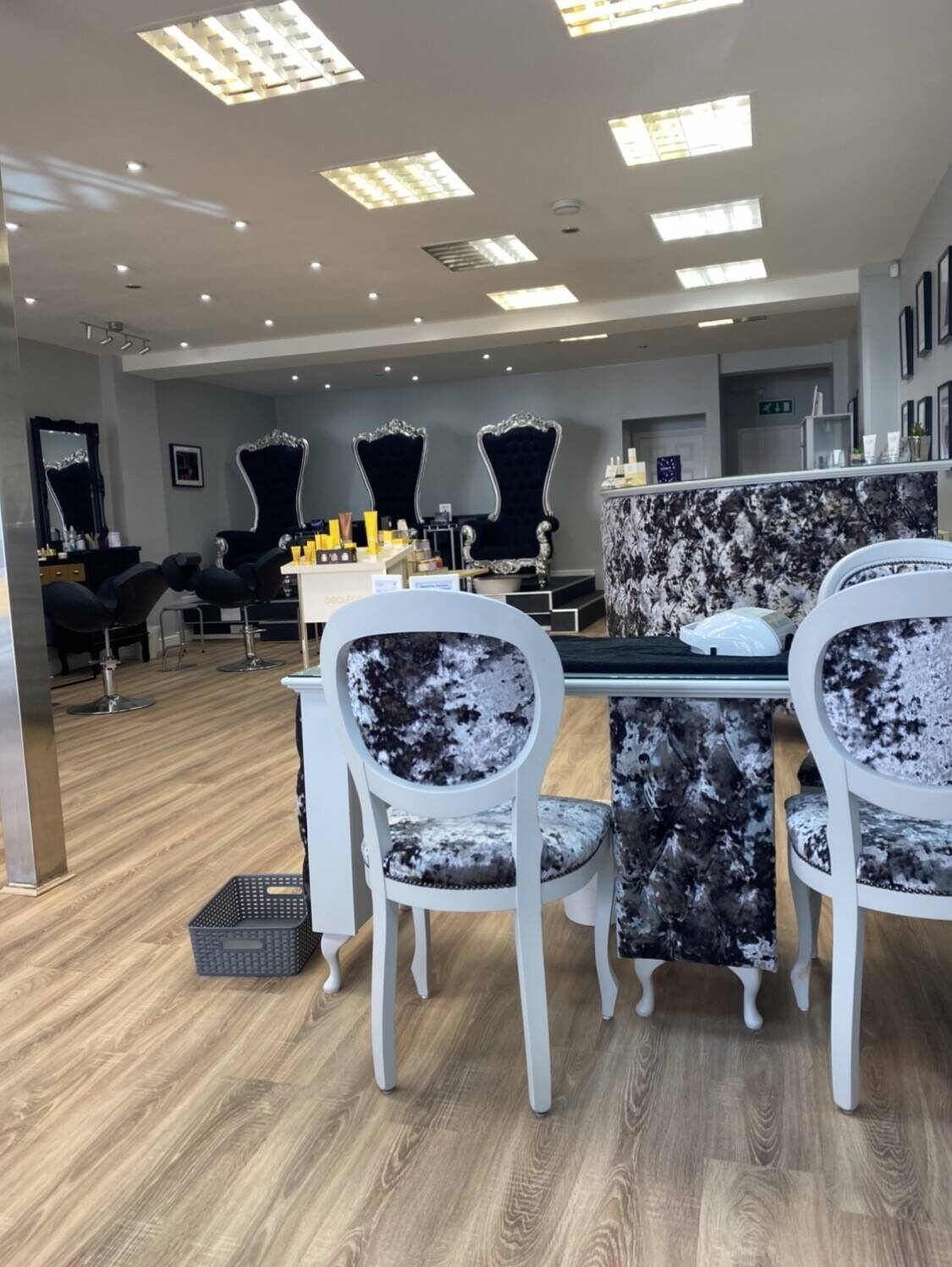 Beauty Salon for Sale in West Yorkshire Photo 7