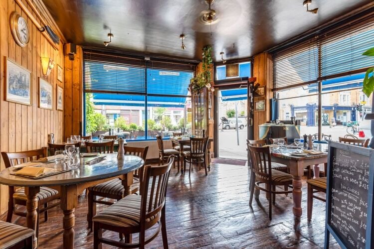 Blades Restaurant