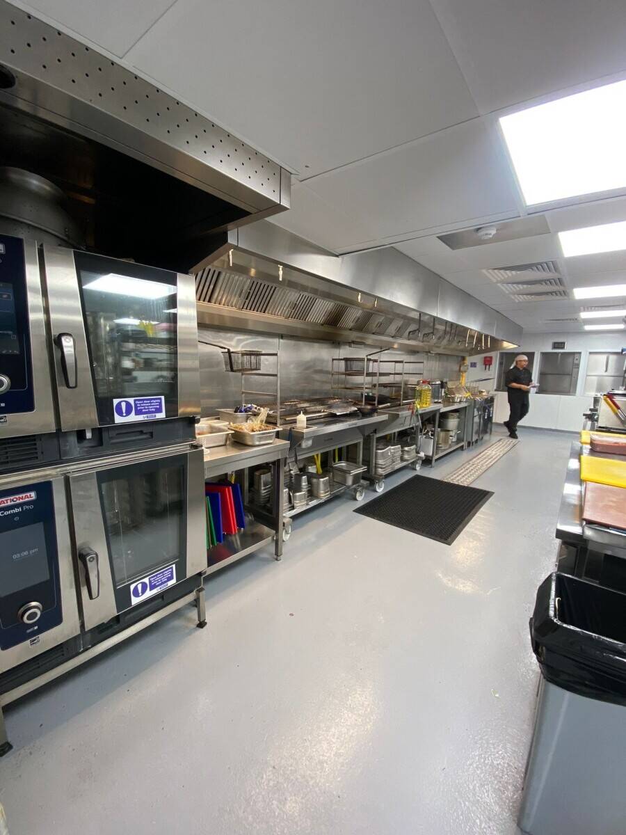 Stunning Restaurant for sale in the Heart of Chelsea's King's Rd Photo 7