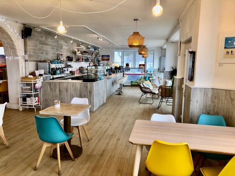 Leasehold Sea Front Café Bar & Takeaway Located In Portreath