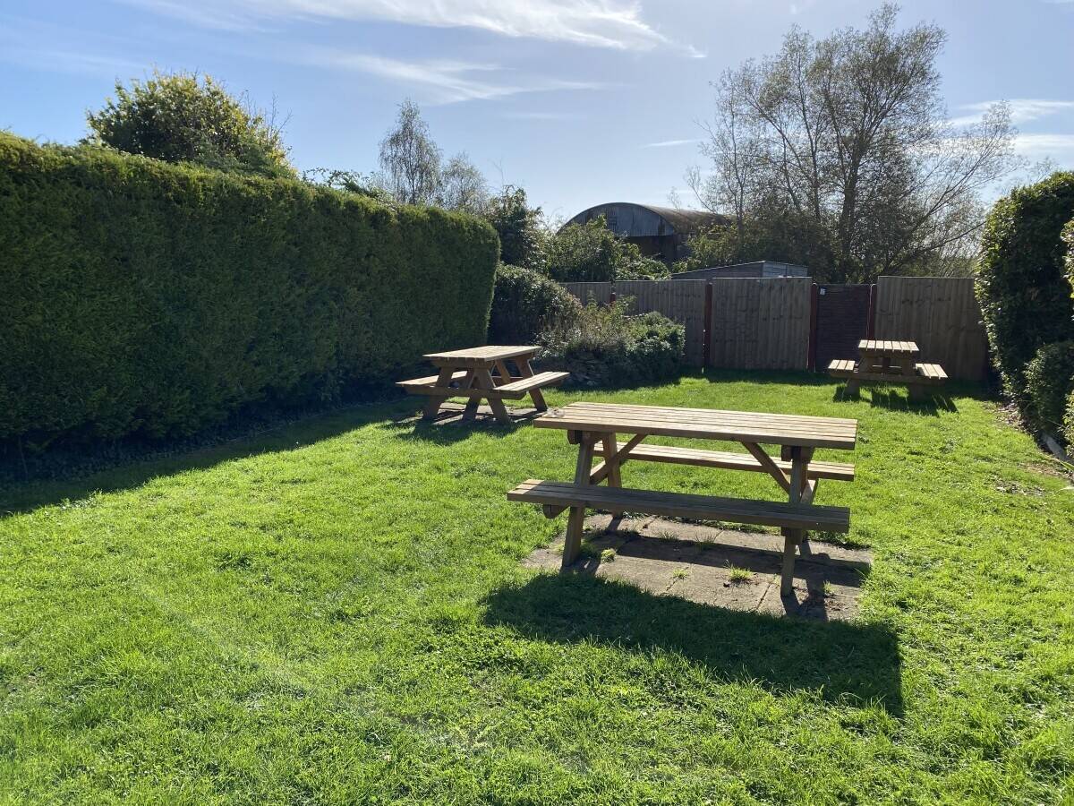SOMERSET – TRADITIONAL COUNTRY VILLAGE PUBLIC HOUSE