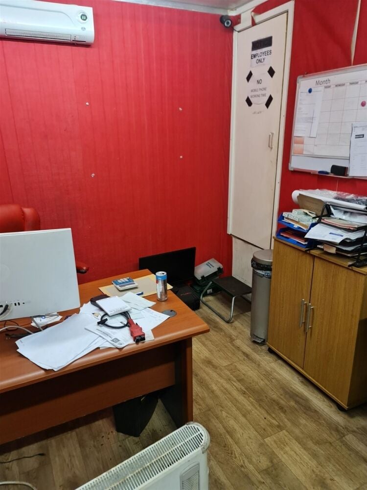 TYRE SHOP AND GARAGE Photo 7