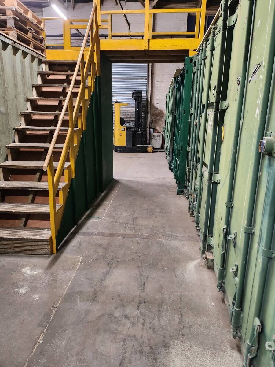 2 Leasehold Factory Units and yard on a 10 yr lease Photo 7